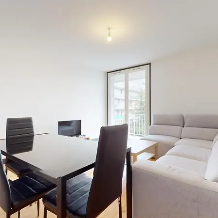 Appartement Lumineux Au Calme Avec Balcon Vue Sur Jardin *