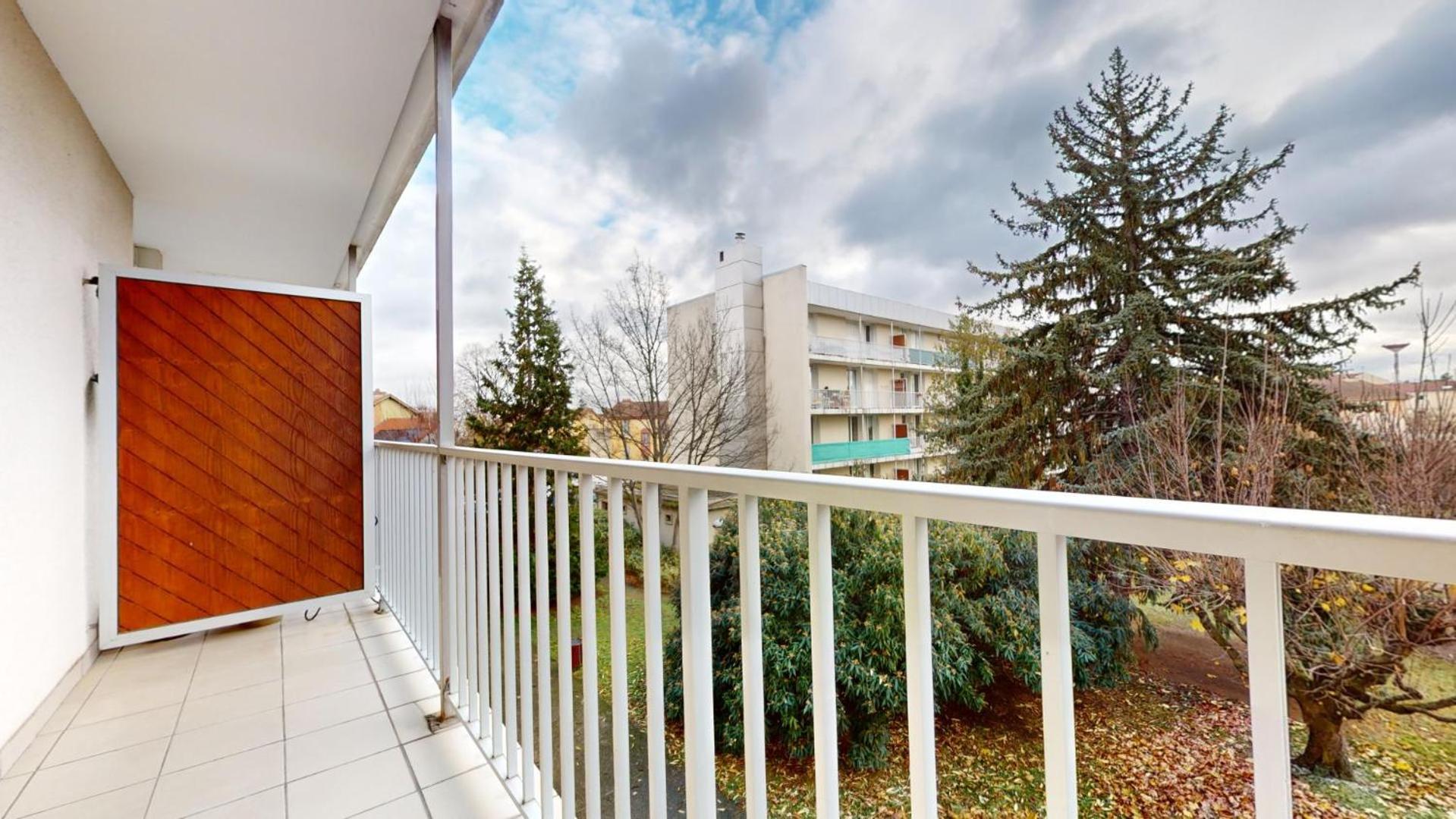 Lumineux Au Calme Avec Balcon Vue Sur Jardin Appartement *